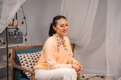 “Қатесін мойындады“. Бақыт Тұрман киноға қатысты сыннан кейін Мөлдір Мұқан туралы айтты