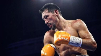 Жәнібек Әлімханұлы тарихи жекпе-жектің келісімшартына қол қойды