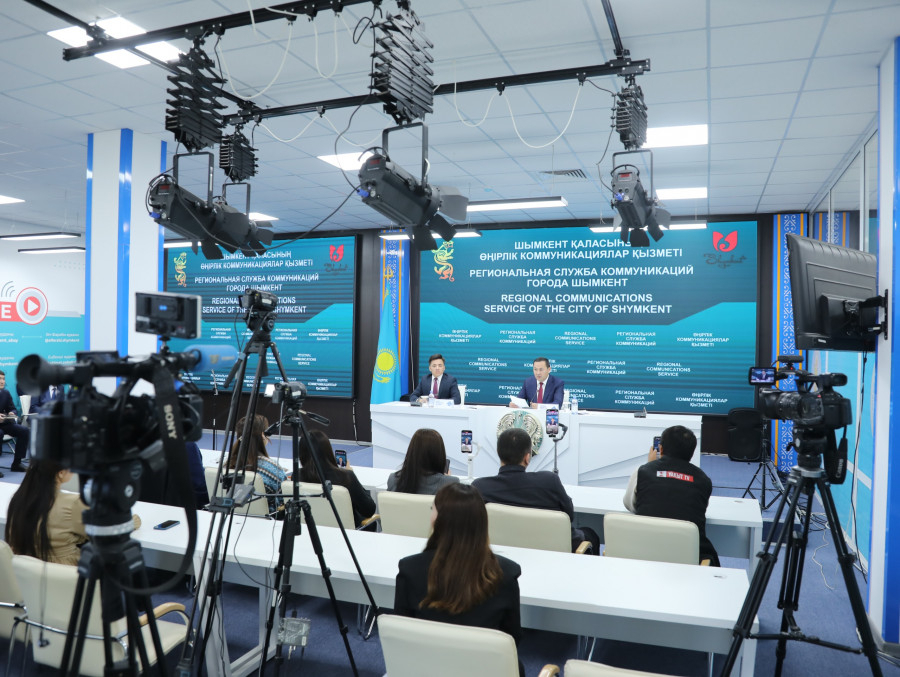 Бос жұмыс орындары, қауіпсіздік және инфрақұрылым: Шымкенттегі маңызды іс-шаралар туралы айтылды