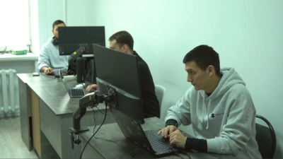 Абай облысында әскерде үздік болған сарбаздарға оқу гранты берілді