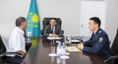 Он жасар баланы иттен құтқарған азаматқа құрмет көрсетілді