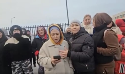 Аягөзде көпбалалы аналар үйін жекешелендіре алмай жүр: әкімдік салған үйлердің жері заңсыз болып шықты