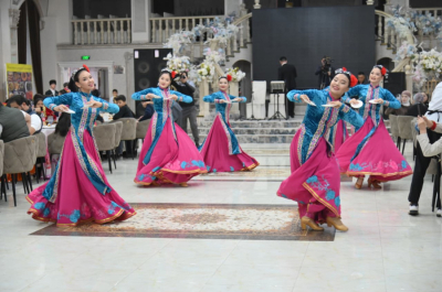 Ұйғыр этносының тілі мен өнері - рухани бірліктің көрінісі