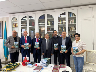 Сөз өнерін қастерлеген