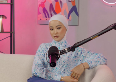 «Балаларына келмейді, іздемейді»: Мөлдір Әуелбекова ішіндегі ренішін айтты