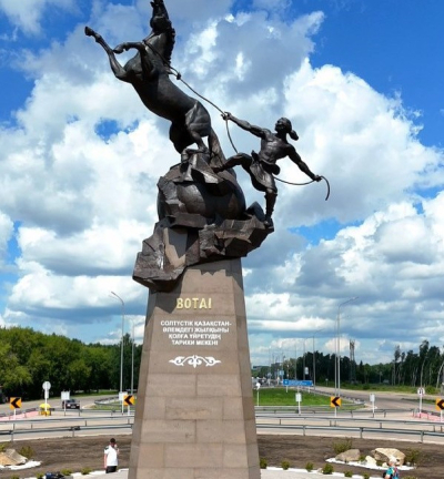 «Ботай» ескерткішіне бір сын