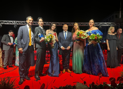 Әлемді аузына қаратқан талант