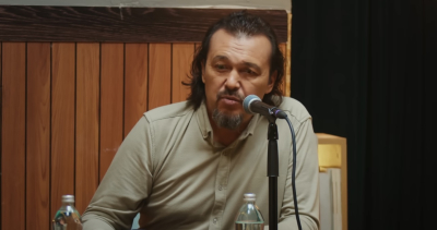 &quot;5-6 жыл қарсы болып жүрдік&quot;: Жұбаныш Жексенұлы италиялық келіні туралы айтты