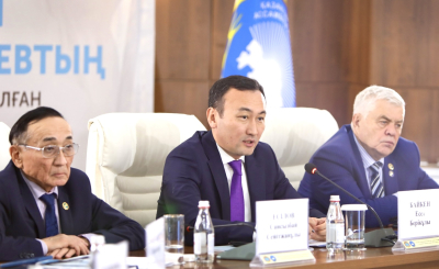 Татулықты тұғырлаған белес