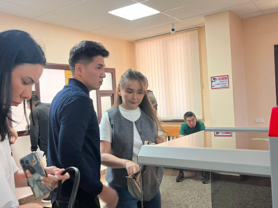 Жанәбіловтің жұбайы не үшін айыпталып отыр?