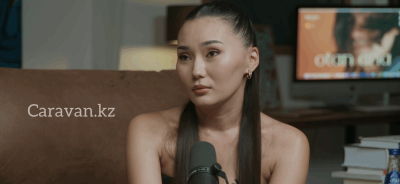 &quot;Балаларым &quot;аташка&quot; деп жүгіріп шығады&quot;: Айсәуле Бақытбек әкесі туралы айтты (ВИДЕО)