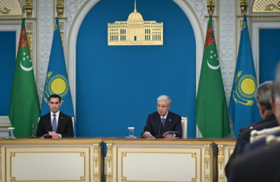 Тоқаев пен Бердімұхамедов БАҚ өкілдеріне арналған брифинг өткізді