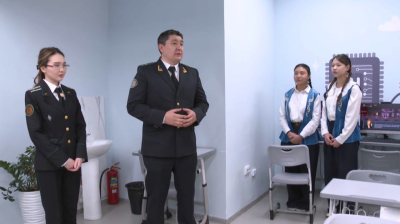 Алматыда студенттер мен оқушылар «Қаржы сақшысы» интерактивті ойынын меңгеріп жүр