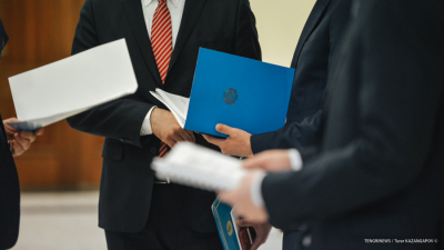 “Әкім болдым, толдым“ деп отыруға болмайтыны түсінікті, іс жүзінде дәлелдеуі керек“ - Президент