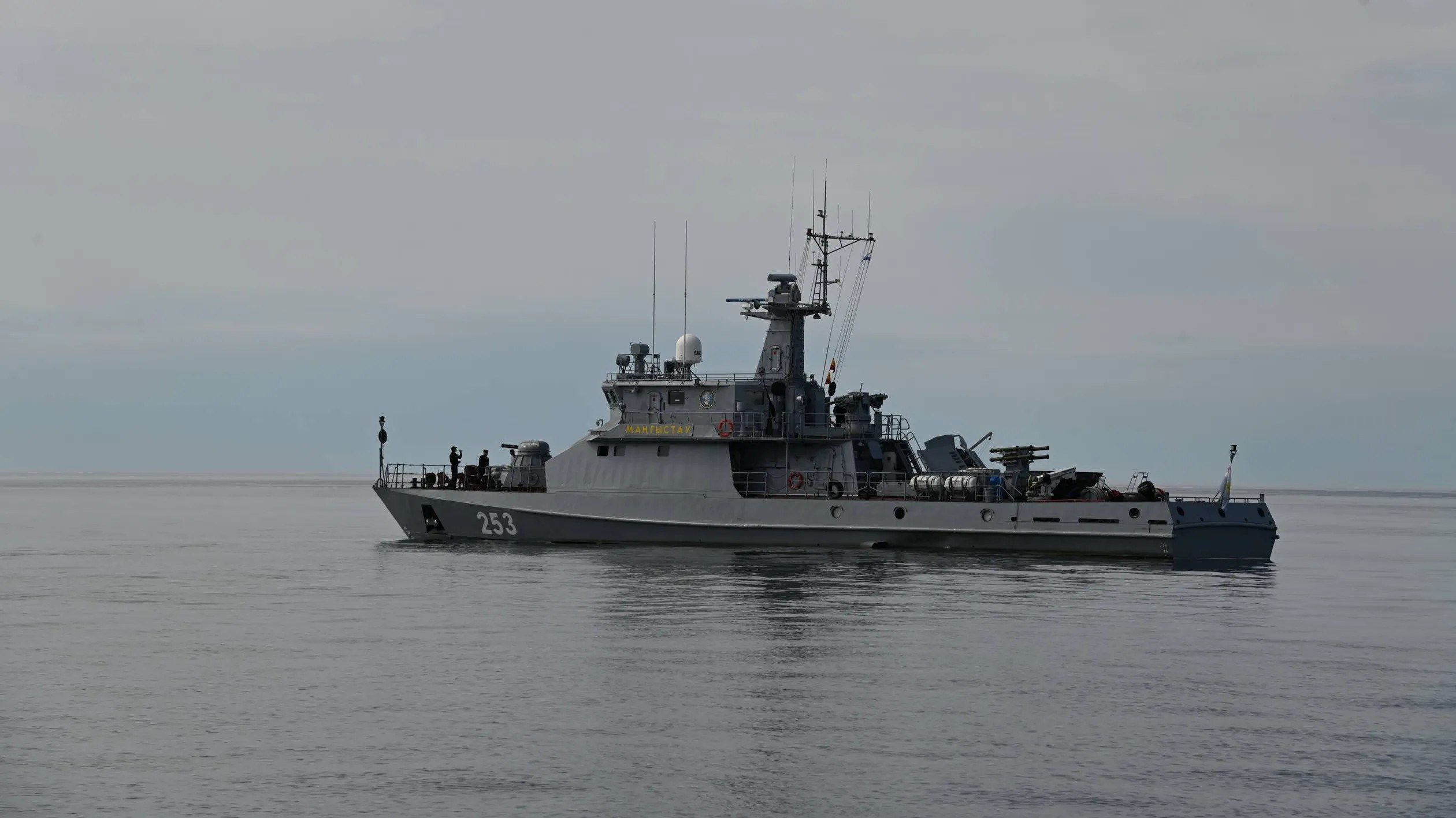 Трагедия в Каспийском море: 9 казахстанских военных погибли, унесенные волной во время учений — страна в шоке