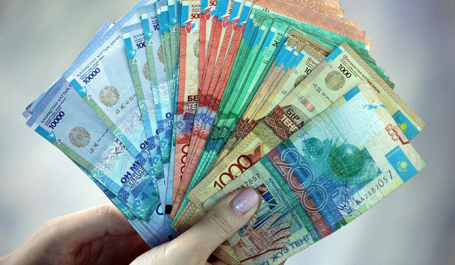 125 мың теңгеге дейін: Қазақстанда аналарға қандай көмек бар?