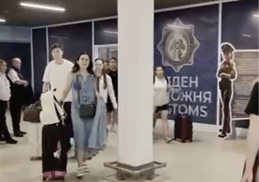Таяу Шығыста ахуал: Қазақстандықтар Дубайдан шұғыл түрде елге оралды
