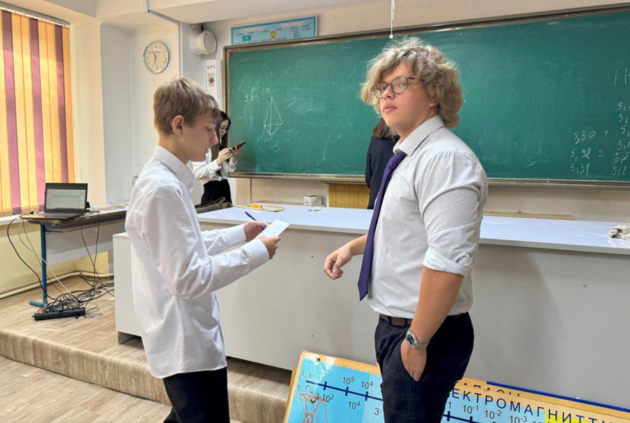 Бала жүрегіне жол тапқан ұстаз