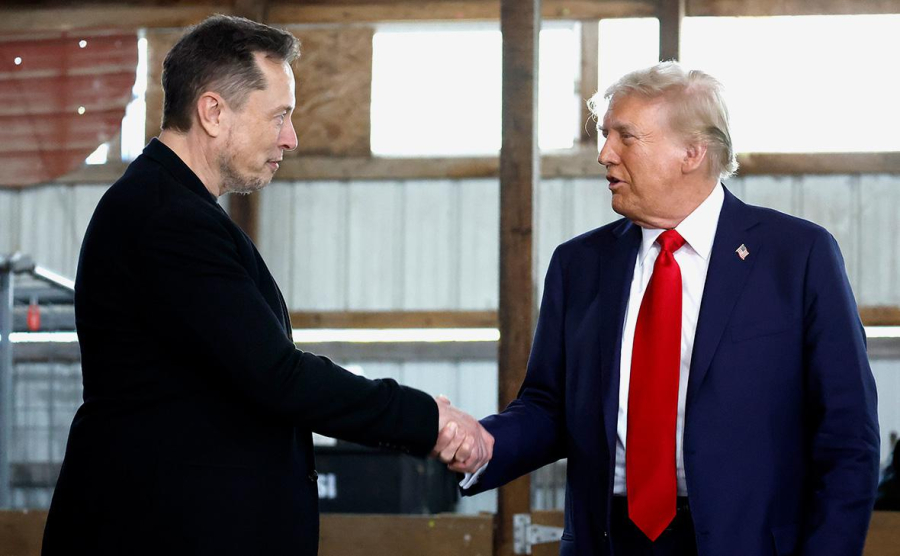 Илон Маск Трамп әкімшілігінен кететінін мәлімдеді