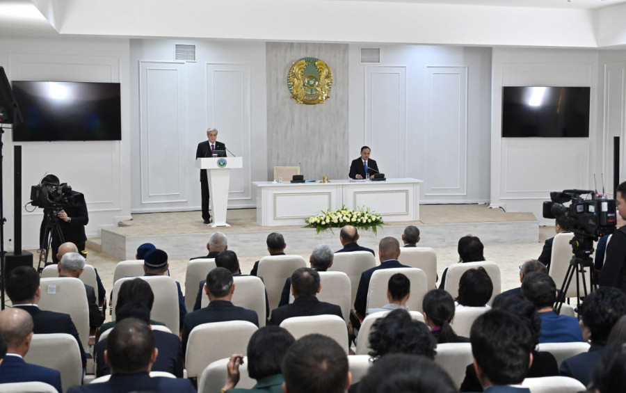 Тоқаев Тараздағы әскери мектеп-интернатқа Момышұлының есімін беруді ұсынды