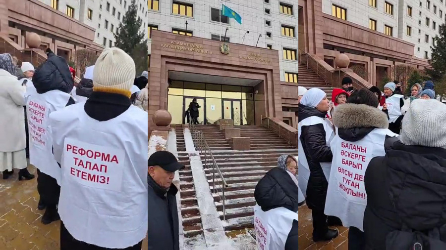 Астанада әскерде ұлынан айырылған аналар жиналды: Тоқаев Бас прокурорға тапсырма берді