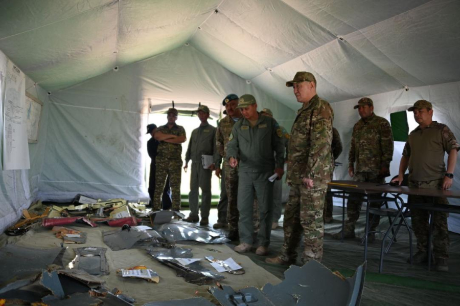 Жоғалған экипажды табу үшін бар күшімізді саламыз - Қорғаныс министрі